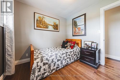 1451 Concession 6 Road W, Hamilton, ON - Indoor Photo Showing Bedroom