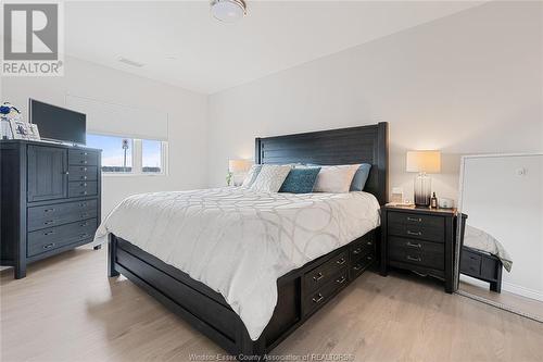 1900 6Th Concession Road Unit# 112, Lasalle, ON - Indoor Photo Showing Bedroom