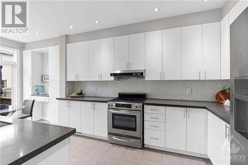 206 Mission Trail Crescent, Ottawa, ON - Indoor Photo Showing Kitchen