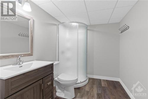 206 Mission Trail Crescent, Ottawa, ON - Indoor Photo Showing Bathroom