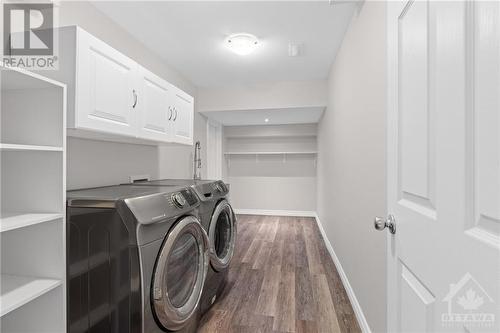 206 Mission Trail Crescent, Ottawa, ON - Indoor Photo Showing Laundry Room