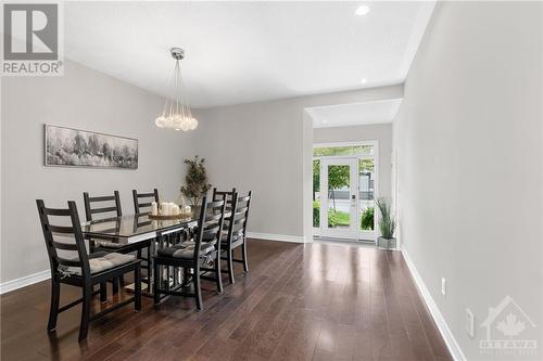 206 Mission Trail Crescent, Ottawa, ON - Indoor Photo Showing Dining Room