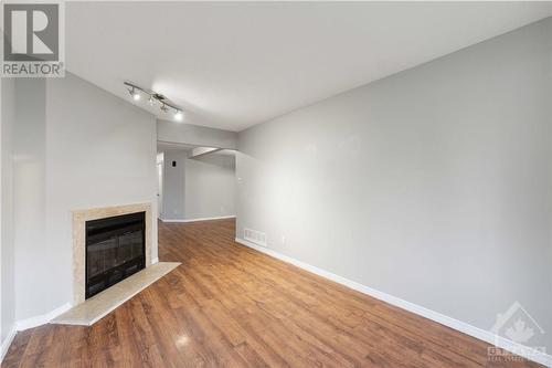 127 Woodbury Crescent, Ottawa, ON - Indoor With Fireplace