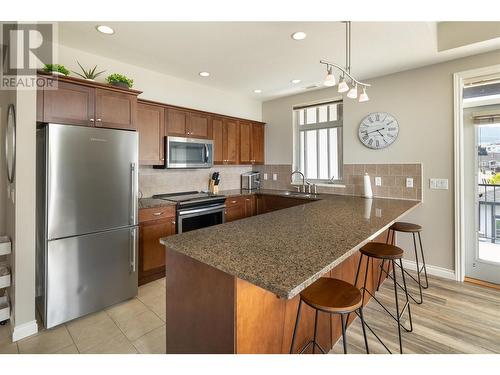 3842 Old Okanagan Highway Unit# 4401, West Kelowna, BC - Indoor Photo Showing Kitchen With Stainless Steel Kitchen With Double Sink