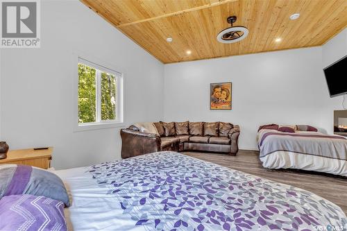 102 Moore Drive, Christopher Lake, SK - Indoor Photo Showing Bedroom