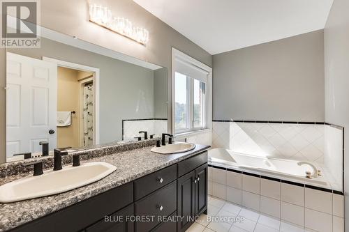 1 Meadowbrook Lane, Thames Centre (Thorndale), ON - Indoor Photo Showing Bathroom