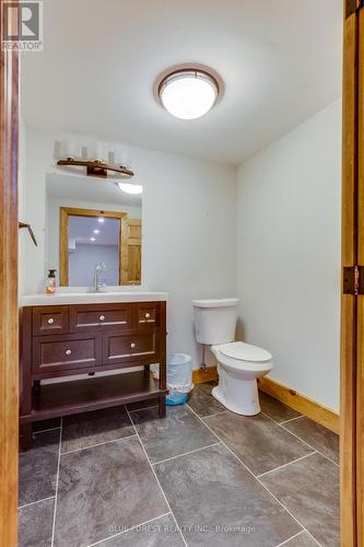 1 Meadowbrook Lane, Thames Centre (Thorndale), ON - Indoor Photo Showing Bathroom