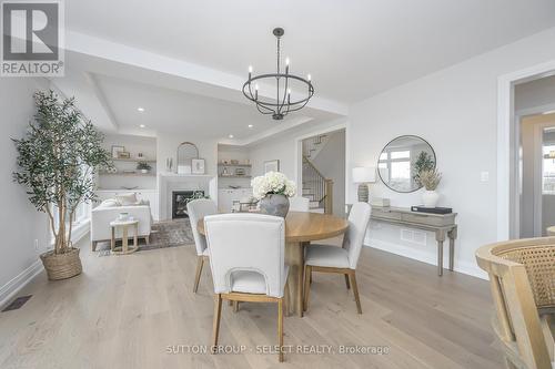 2202 Robbie'S Way, London, ON - Indoor Photo Showing Dining Room