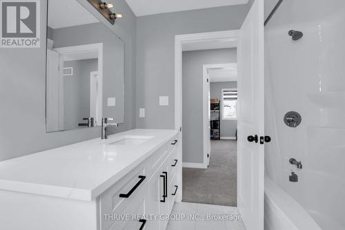 3747 Somerston Crescent, London, ON - Indoor Photo Showing Bathroom