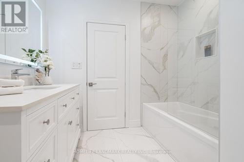 53 Heathview Avenue, Toronto, ON - Indoor Photo Showing Bathroom