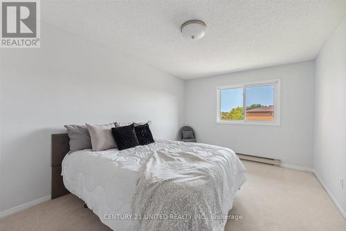 310 - 2183 Walker Avenue, Peterborough (Ashburnham), ON - Indoor Photo Showing Bedroom