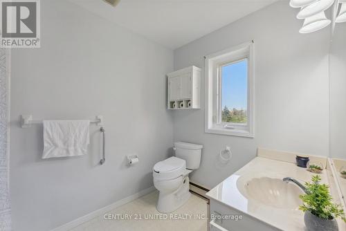 310 - 2183 Walker Avenue, Peterborough (Ashburnham), ON - Indoor Photo Showing Bathroom