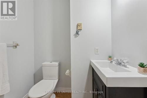 310 - 2183 Walker Avenue, Peterborough (Ashburnham), ON - Indoor Photo Showing Bathroom