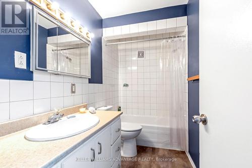 Upper - 555 Kennedy Road, Toronto (Kennedy Park), ON - Indoor Photo Showing Bathroom