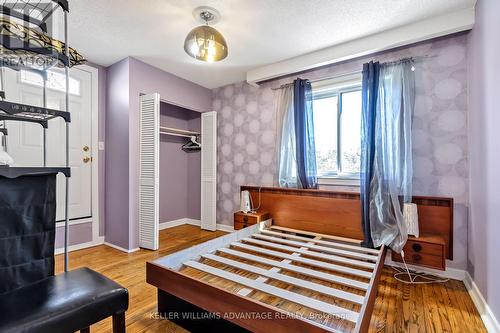 Upper - 555 Kennedy Road, Toronto (Kennedy Park), ON - Indoor Photo Showing Bedroom