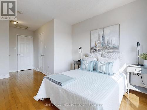 9504 Sheppard Avenue E, Toronto (Malvern), ON - Indoor Photo Showing Bedroom