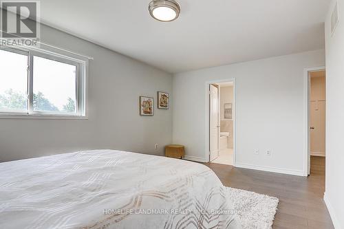 22 Taos Court, Richmond Hill (Westbrook), ON - Indoor Photo Showing Bedroom