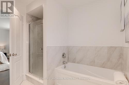 22 Taos Court, Richmond Hill (Westbrook), ON - Indoor Photo Showing Bathroom