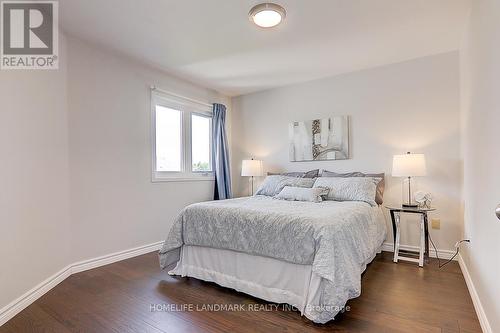 22 Taos Court, Richmond Hill (Westbrook), ON - Indoor Photo Showing Bedroom