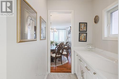 9 Hearthside Avenue, Richmond Hill, ON - Indoor Photo Showing Bathroom