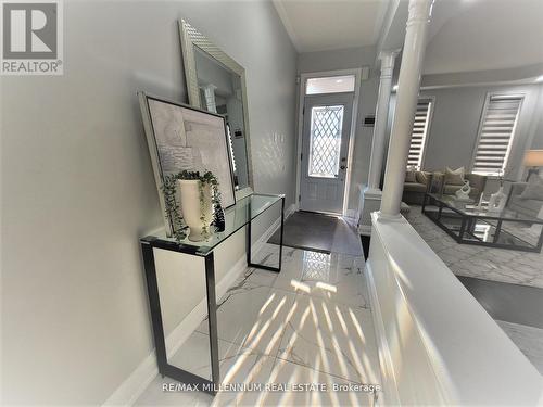 239 Vellore Woods Boulevard, Vaughan, ON - Indoor Photo Showing Other Room