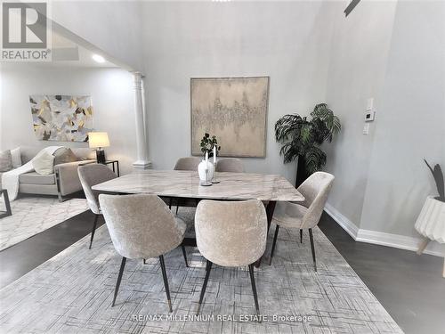 239 Vellore Woods Boulevard, Vaughan, ON - Indoor Photo Showing Dining Room