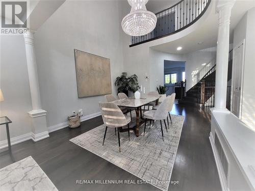 239 Vellore Woods Boulevard, Vaughan, ON - Indoor Photo Showing Dining Room