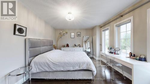 239 Vellore Woods Boulevard, Vaughan, ON - Indoor Photo Showing Bedroom