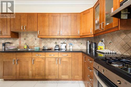 135 Spruce Avenue W, Richmond Hill (South Richvale), ON - Indoor Photo Showing Kitchen