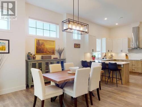 4048 Saturna Ave, Powell River, BC - Indoor Photo Showing Dining Room