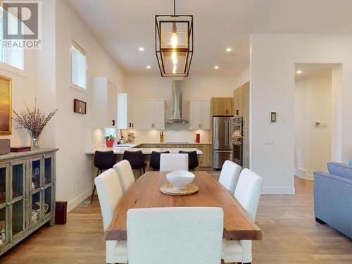 4048 Saturna Ave, Powell River, BC - Indoor Photo Showing Dining Room