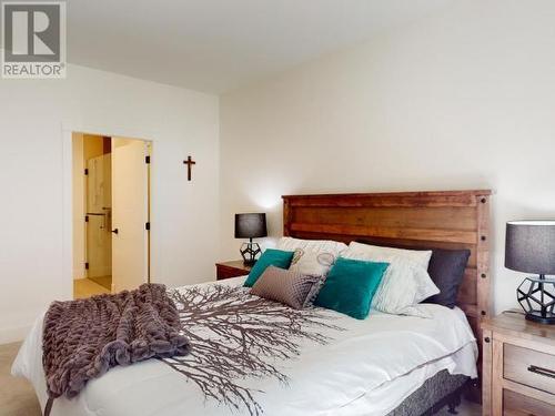 4048 Saturna Ave, Powell River, BC - Indoor Photo Showing Bedroom