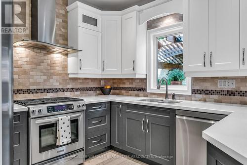 61 Chaplin Crescent, Halton Hills (Georgetown), ON - Indoor Photo Showing Kitchen With Stainless Steel Kitchen With Double Sink