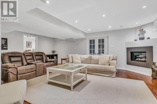 61 Chaplin Crescent, Halton Hills (Georgetown), ON - Indoor Photo Showing Living Room With Fireplace