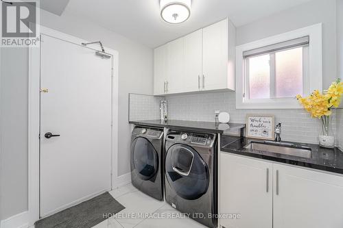 2 Ebby Avenue, Brampton, ON - Indoor Photo Showing Laundry Room