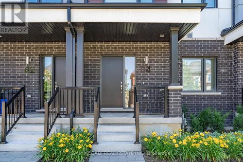 84 Kaitting Trail, Oakville, ON - Outdoor