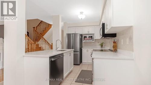 28 Slessor Lane, Brampton (Bram East), ON - Indoor Photo Showing Kitchen With Stainless Steel Kitchen