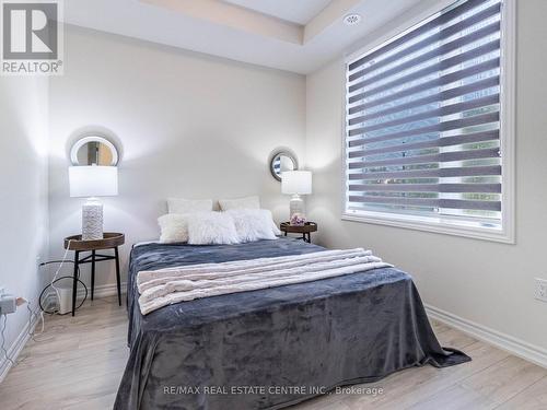 45 Knotsberry Circle, Brampton (Bram West), ON - Indoor Photo Showing Bedroom