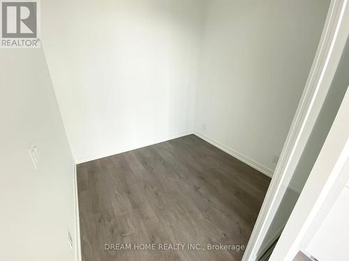 905 - 270 Dufferin Street, Toronto (South Parkdale), ON - Indoor Photo Showing Other Room