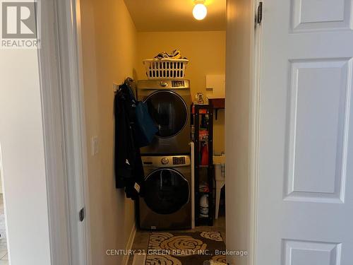 7512 Marpin Court, Niagara Falls, ON - Indoor Photo Showing Laundry Room