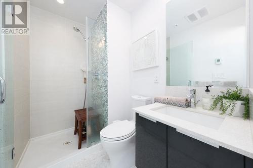 3708 1283 Howe Street, Vancouver, BC - Indoor Photo Showing Bathroom