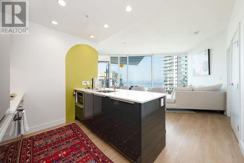 3708 1283 Howe Street, Vancouver, BC - Indoor Photo Showing Kitchen