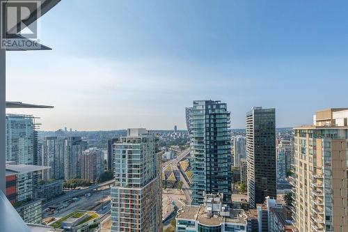 3708 1283 Howe Street, Vancouver, BC - Outdoor With Facade