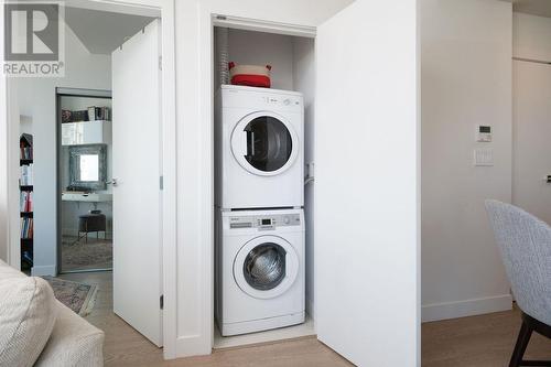 3708 1283 Howe Street, Vancouver, BC - Indoor Photo Showing Laundry Room