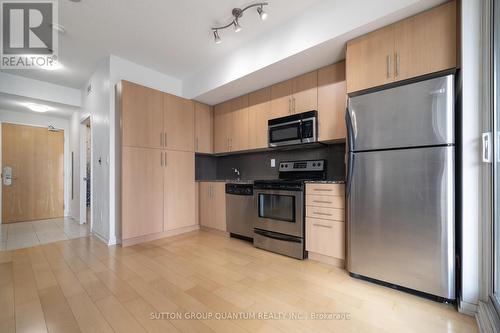 1209 - 55 Bremner Boulevard, Toronto (Waterfront Communities), ON - Indoor Photo Showing Kitchen With Stainless Steel Kitchen