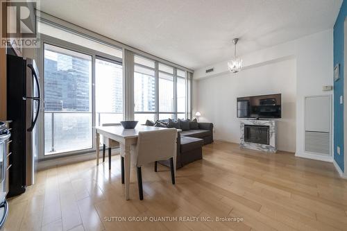 1209 - 55 Bremner Boulevard, Toronto (Waterfront Communities), ON - Indoor