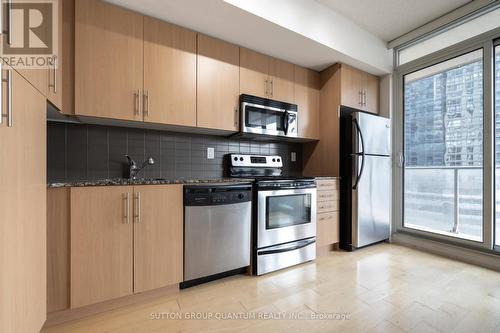 1209 - 55 Bremner Boulevard, Toronto (Waterfront Communities), ON - Indoor Photo Showing Kitchen With Stainless Steel Kitchen