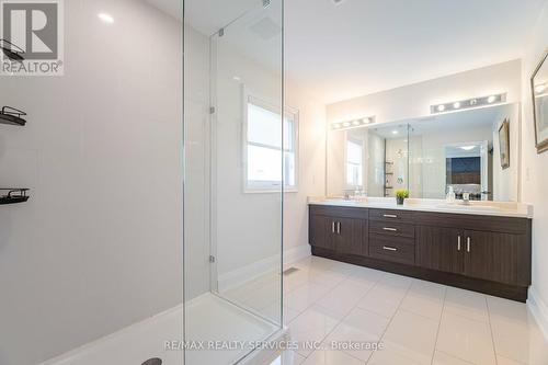 74 Donnan Drive, New Tecumseth, ON - Indoor Photo Showing Bathroom