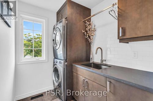 13 Mulberry Court, Barrie, ON - Indoor Photo Showing Laundry Room