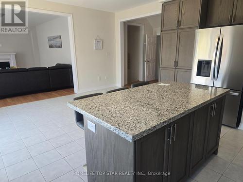 220 Warden Street, Clearview (Stayner), ON - Indoor Photo Showing Kitchen With Upgraded Kitchen